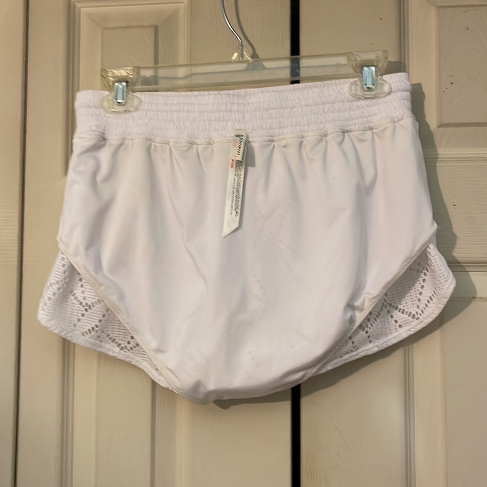 Free People FP Movement White Athletic Shorts Drawstring Waistband Small Y2K? - Picture 14 of 16